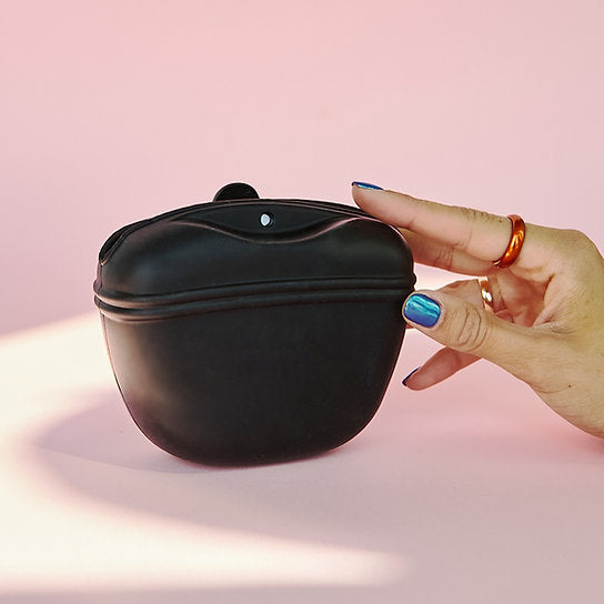 Dog Treat Dispenser | Black